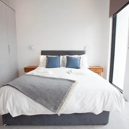 2-bed Townhouse With Garden And Private Parking In D04 * Dublin